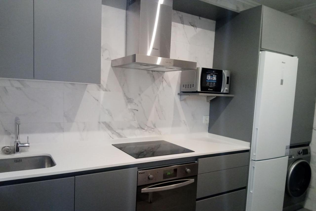 Coqueto Apartamento Frente Al Guggenheim Bilbao Luaran gambar