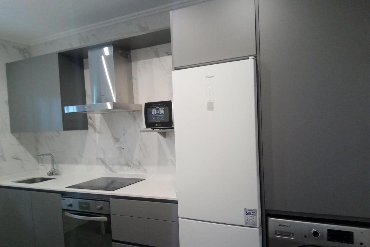 Coqueto Apartamento Frente Al Guggenheim Bilbao Luaran gambar
